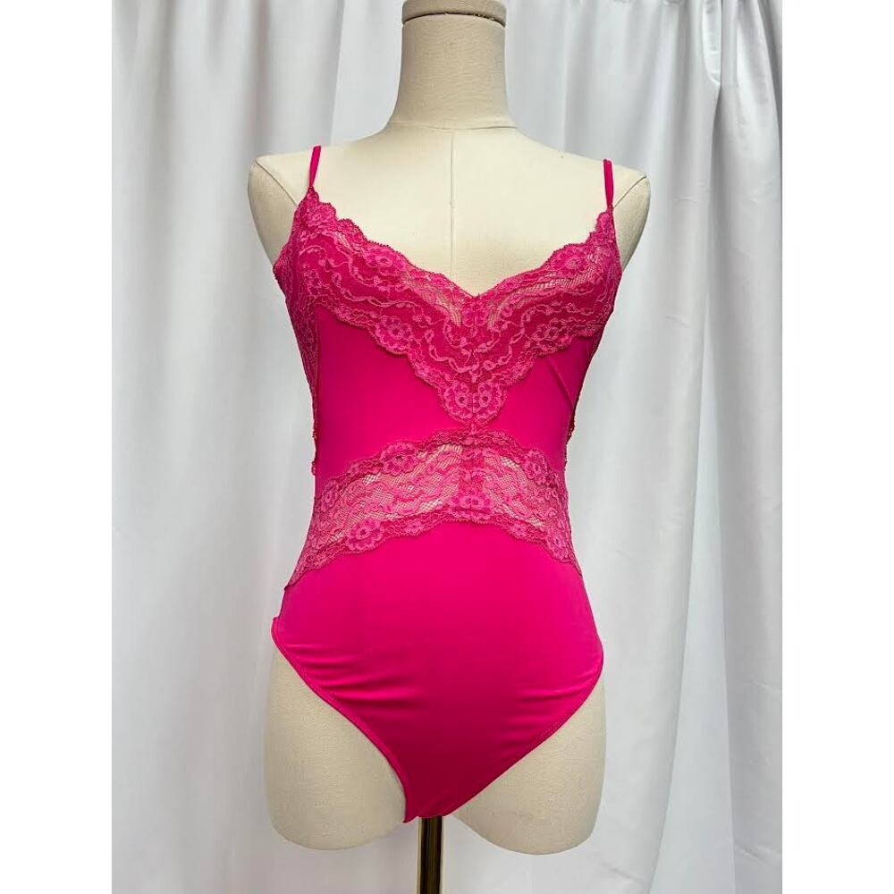 NWT! ZARA STRETCH BODYSUIT WITH LACE TRIM‎ PINK SMALL